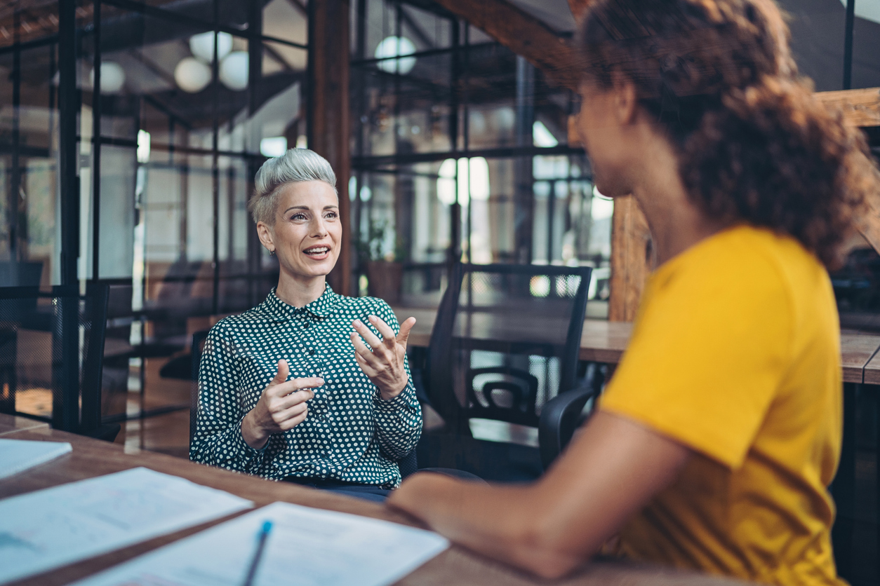 Die moderne Arbeitswelt der Generation Z: Diese Anforderungen stellen Young Professionals an Unternehmen 