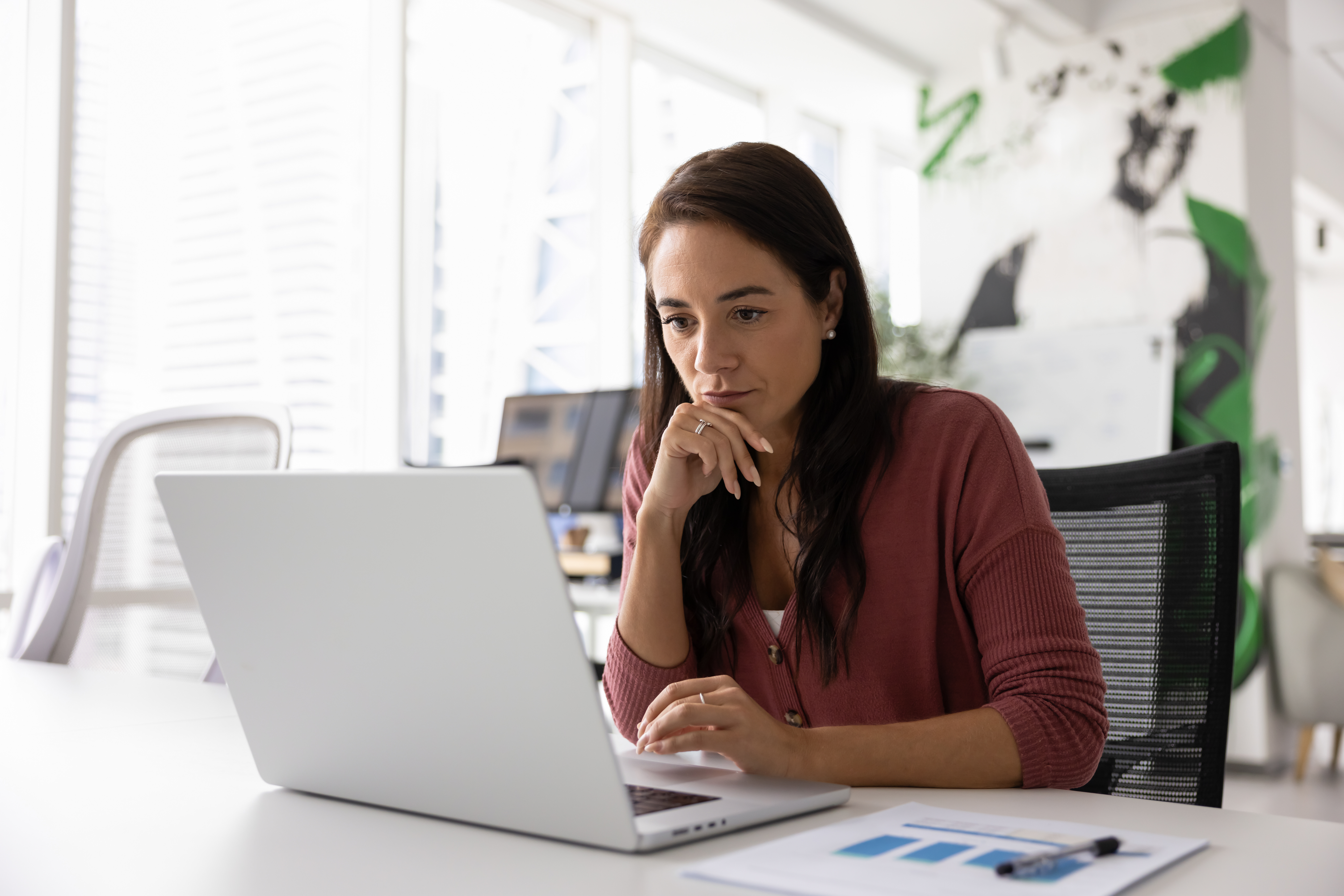 Choose the right HCM and payroll platform with confidence